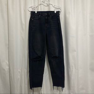 american eagle relaxed mom jeans